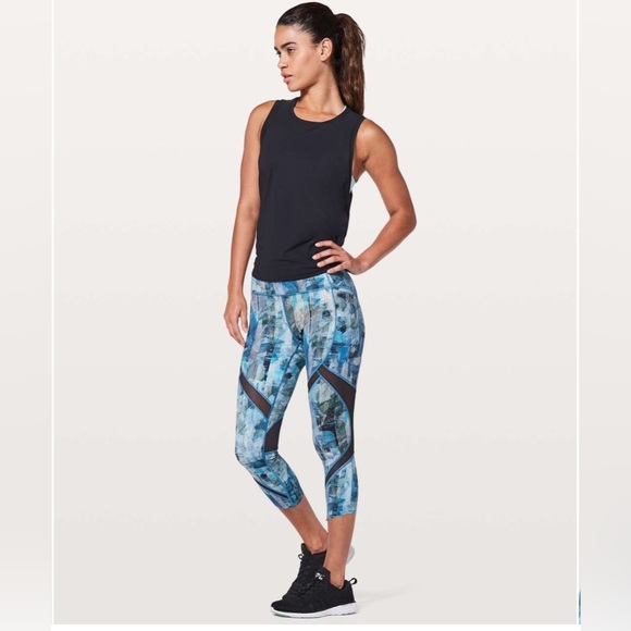 Lululemon On Pace Crop 21" Size 6 - Picture 1 of 11